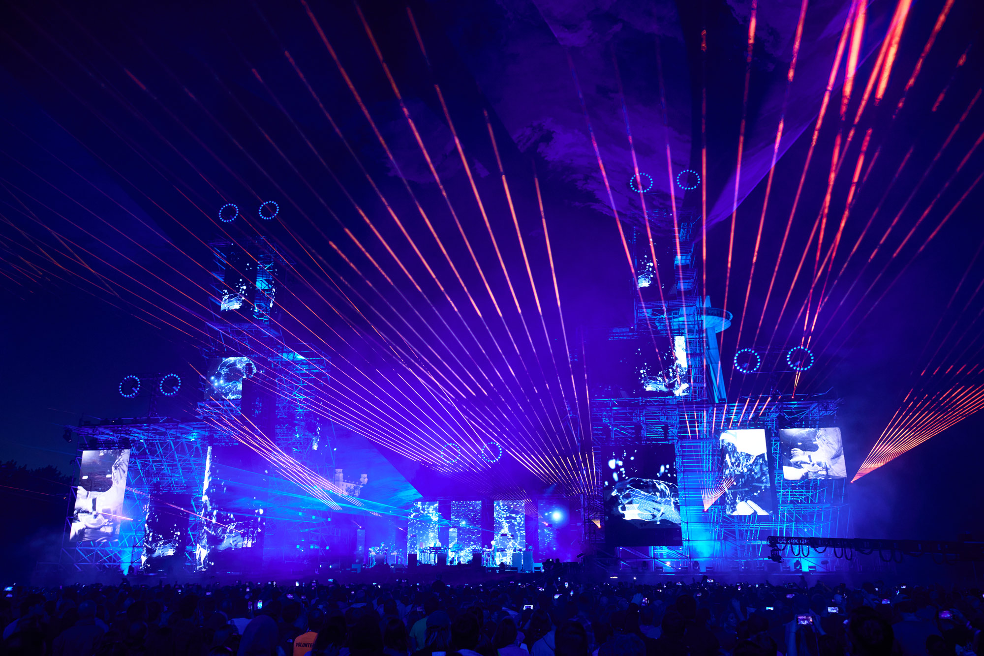 Jean-Michel Jarre live, lighting by Placing Shadows