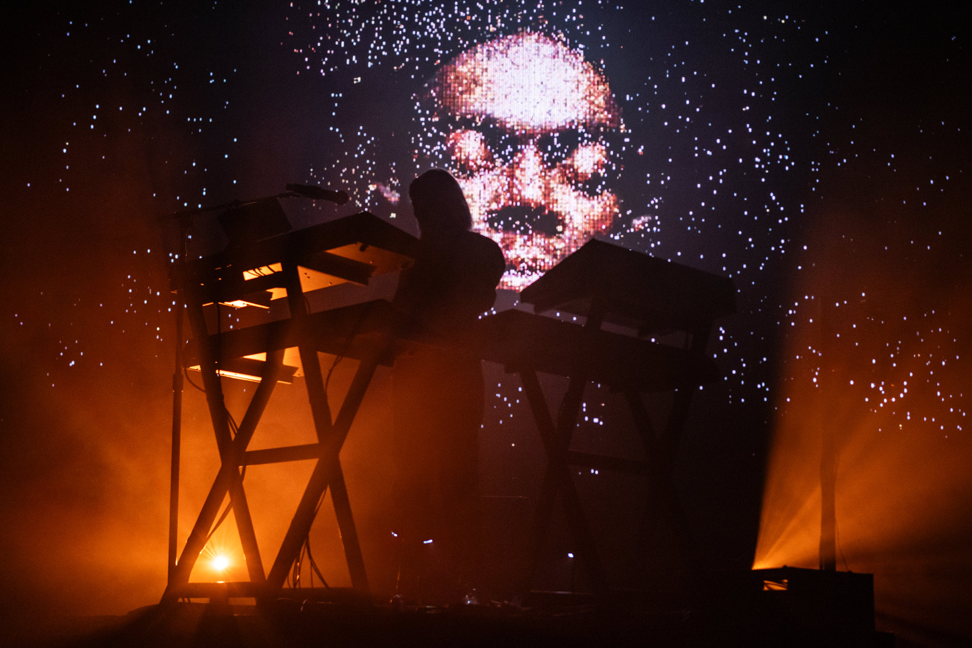Faithless live, lighting by Placing Shadows