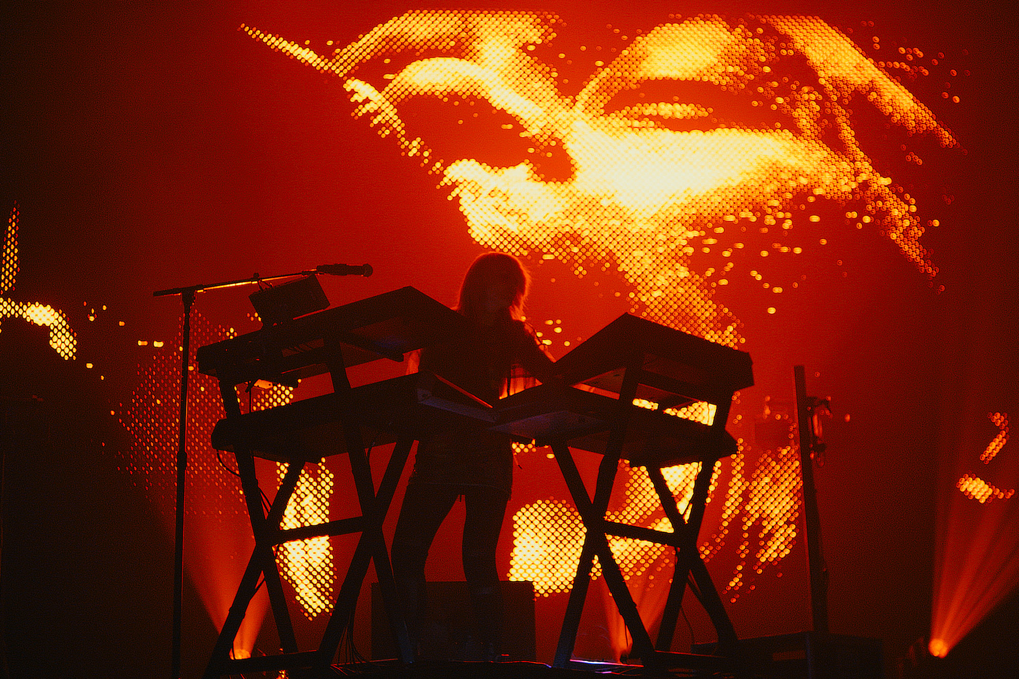 Faithless live, lighting by Placing Shadows