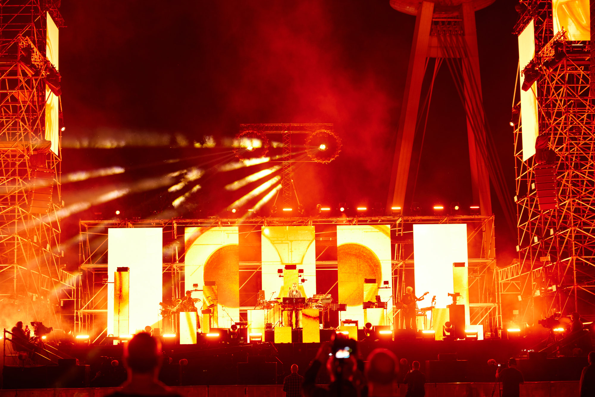 Jean-Michel Jarre live, lighting by Placing Shadows