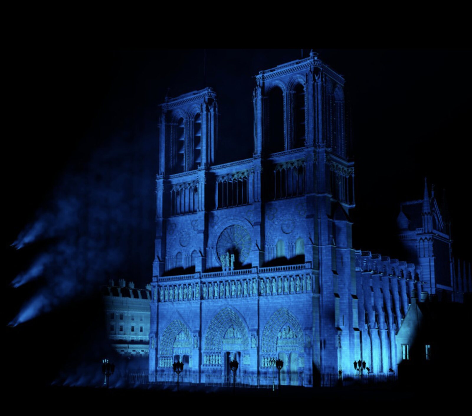 Live broadcast and VR concert in a cathedral, Paris, 2021