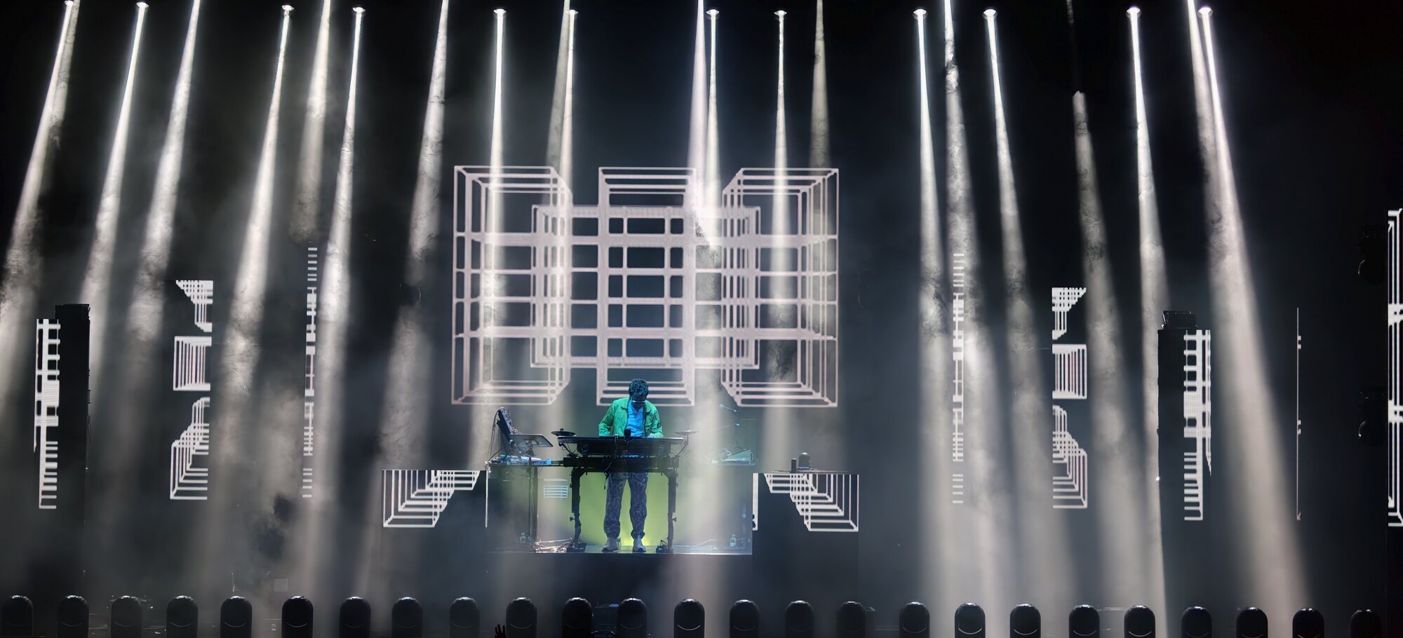 Wide view: white beam curtain